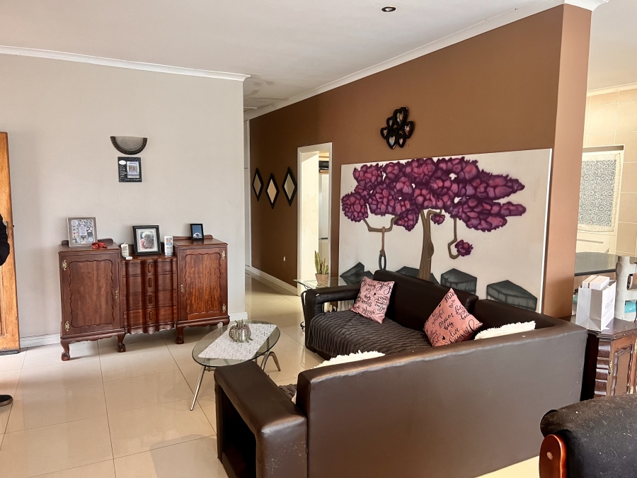 4 Bedroom Property for Sale in Townsend Estate Western Cape